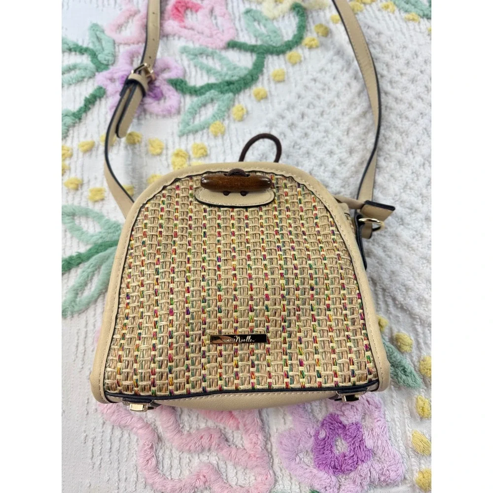 Simply Noelle Straw Woven Crossbody‎ Bag Beige Tan Multi Color Accent strap - Picture 2 of 12